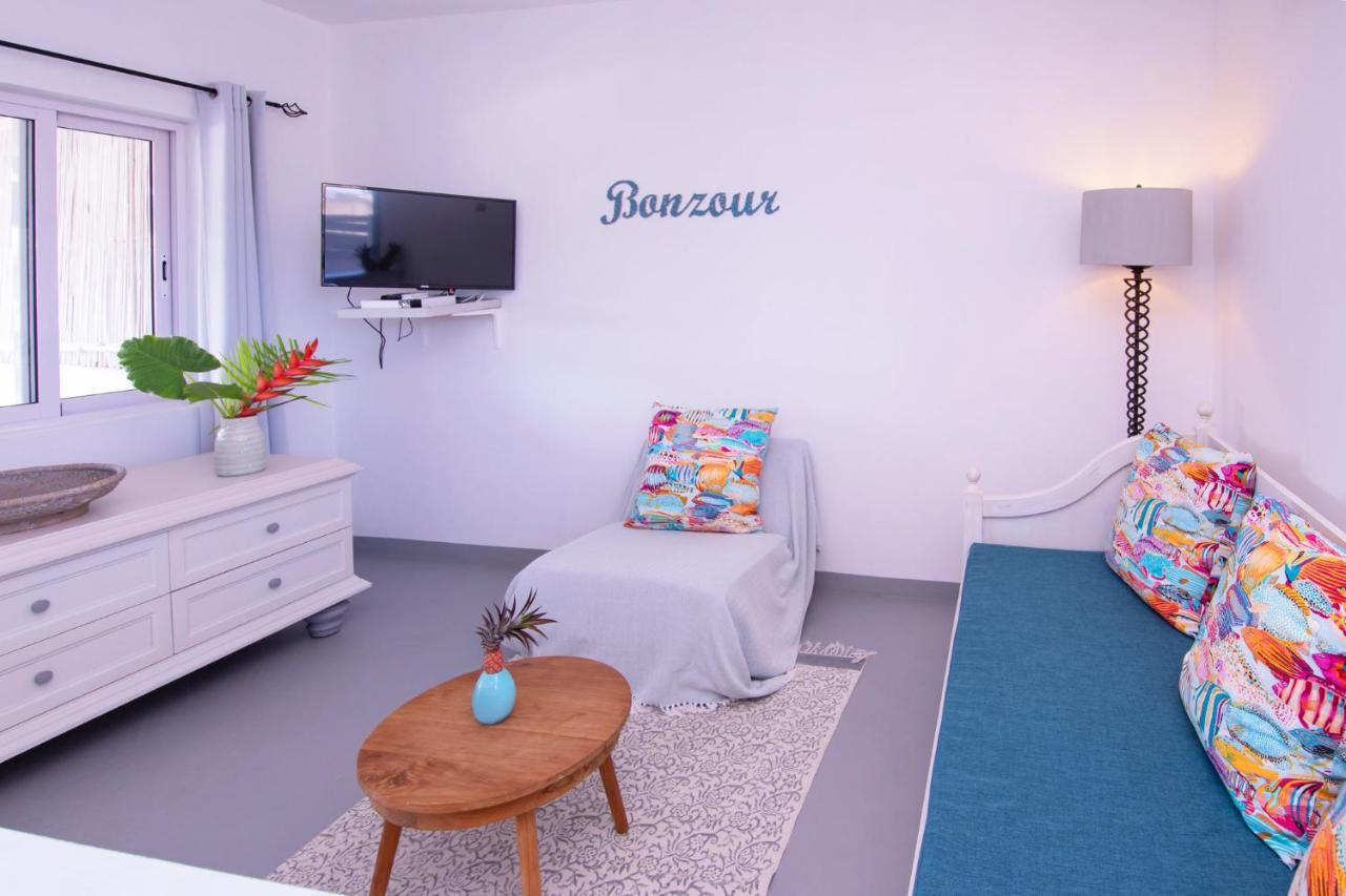 Le Mandala Moris Guesthouse Pointe Aux Canonniers Grand-Baie Eksteriør billede