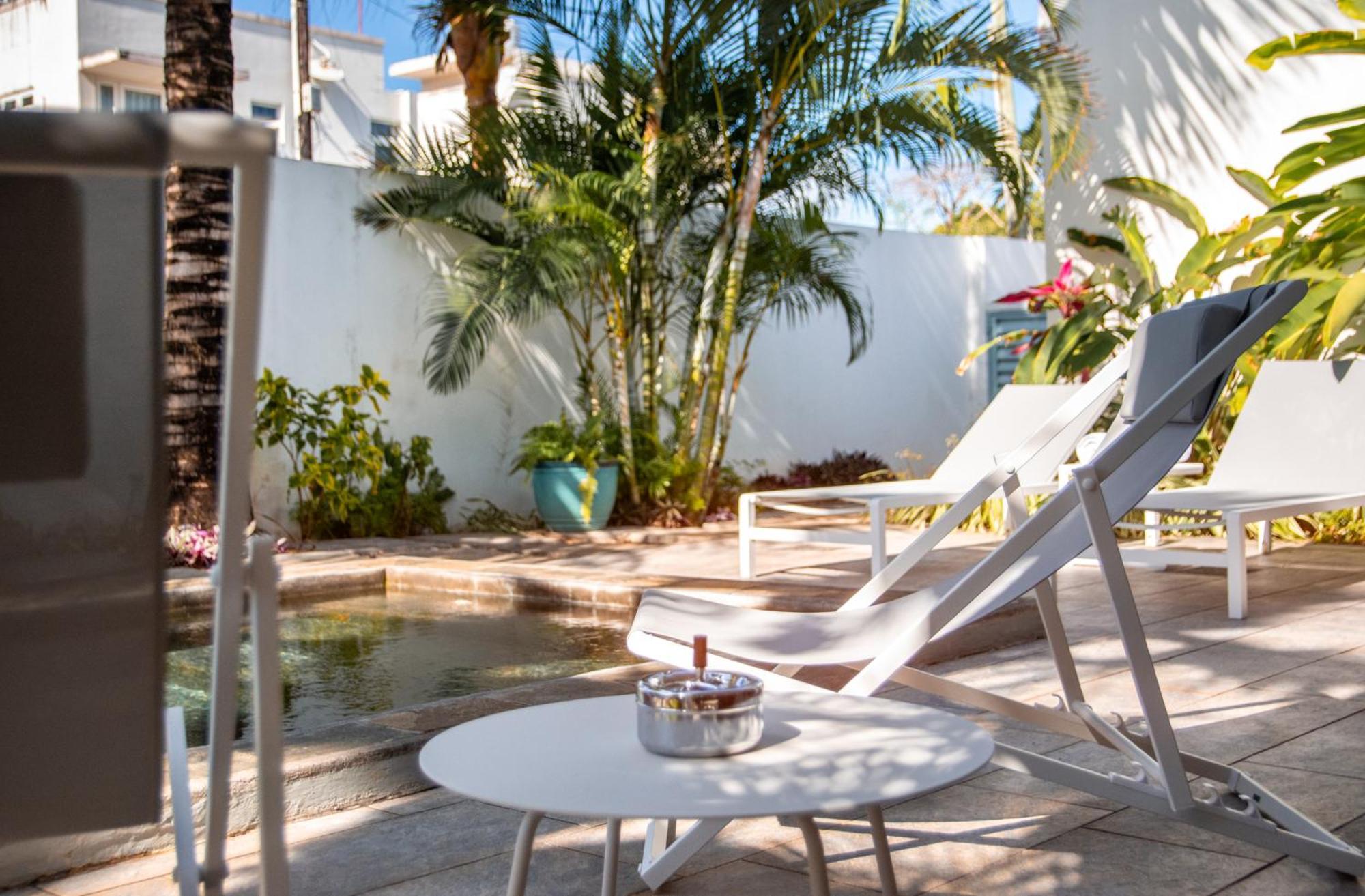 Le Mandala Moris Guesthouse Pointe Aux Canonniers Grand-Baie Eksteriør billede