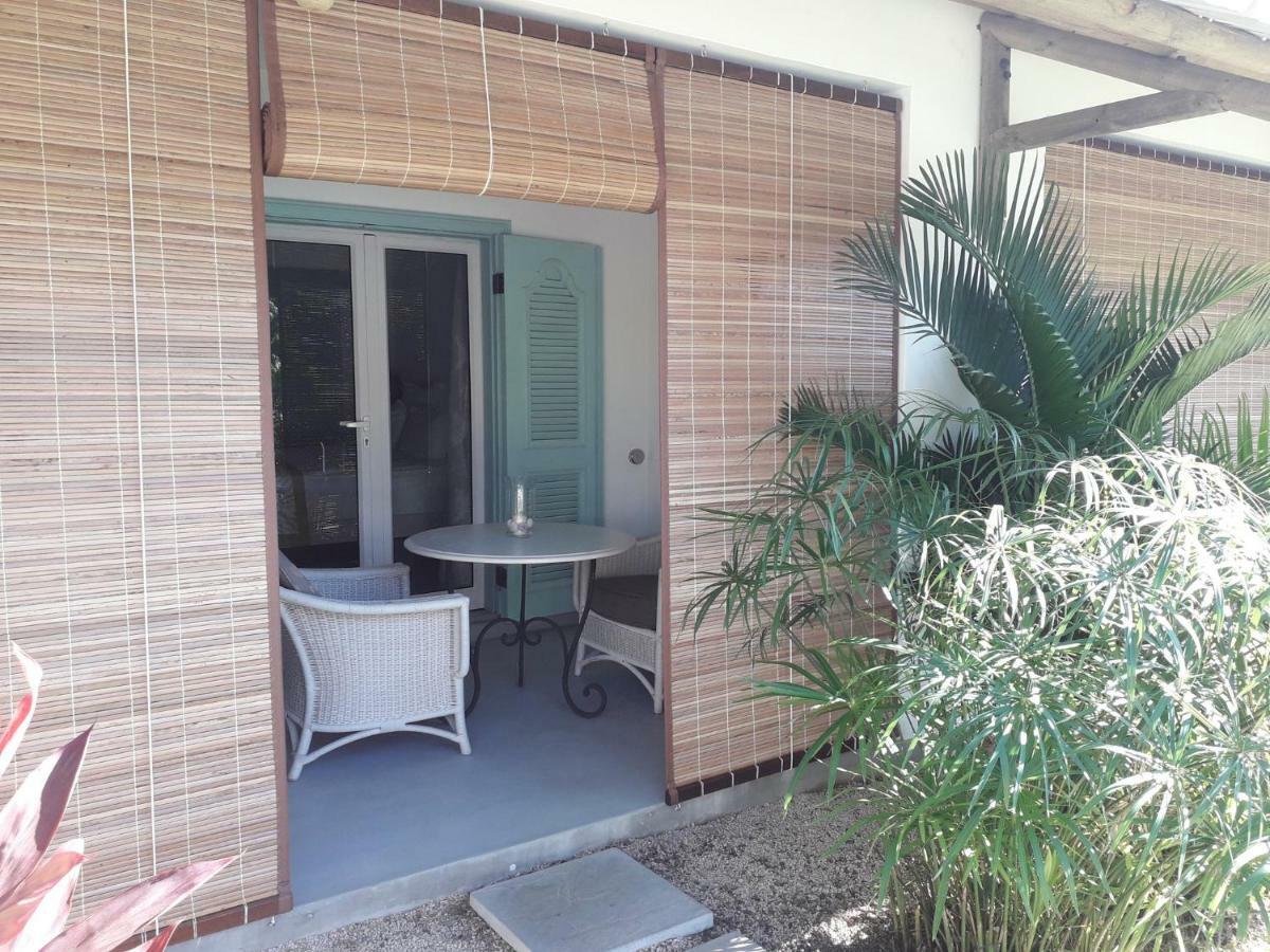 Le Mandala Moris Guesthouse Pointe Aux Canonniers Grand-Baie Eksteriør billede